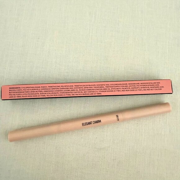 Realher Elegant Charm Lip Liner Pink Nude Full Size 2 Sided Twist Up Vegan - Picture 3 of 8